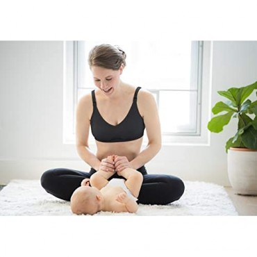 Medela Maternity and Nursing Comfort Bra Non Wire and Seamless Nursing Bra for Breastfeeding Moms Size Medium Black